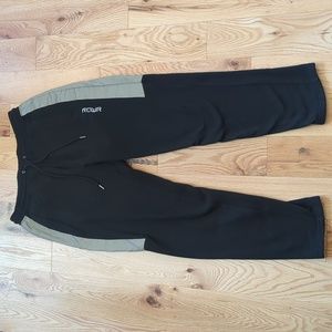 Rocawear. Men's Drawstring Joggers. Size Large.